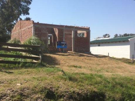 Casa En Construccion En El General A 4 Cuadras Autoservice