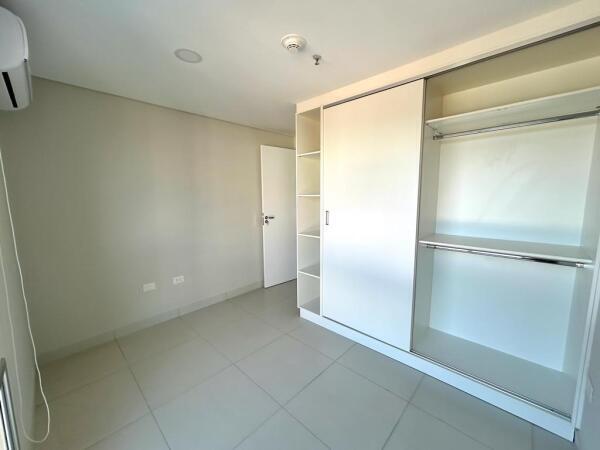 Departamento en alquiler en Los Laureles, Asunción — foto 2