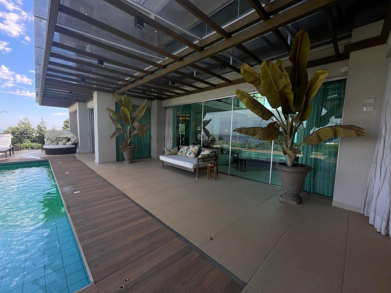 Exclusiva Residencia en San Bernardino: Lujo y Vistas Panorámicas al Lago. — foto 2