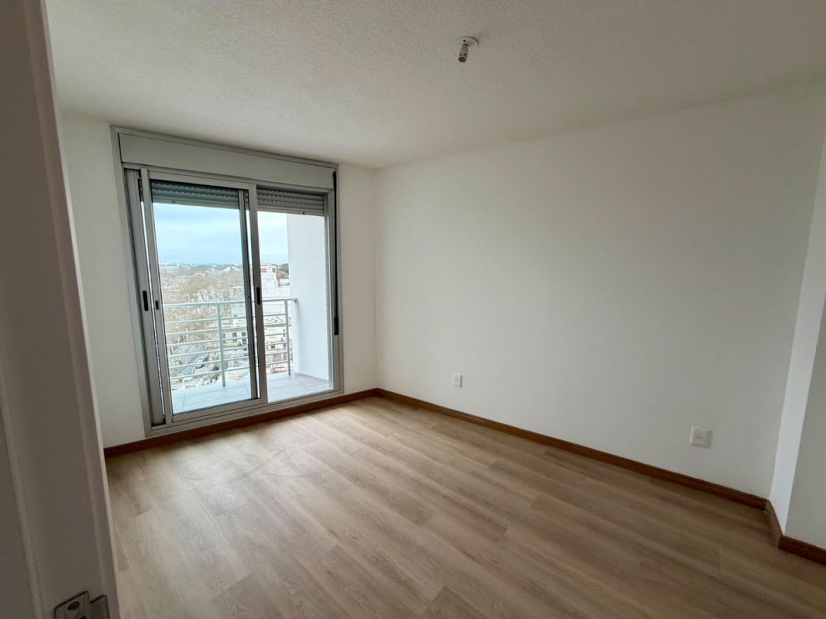 Alquiler 1 dormitorio a estrenar, 9º piso, al frente - Tres Cruces · Foto 11