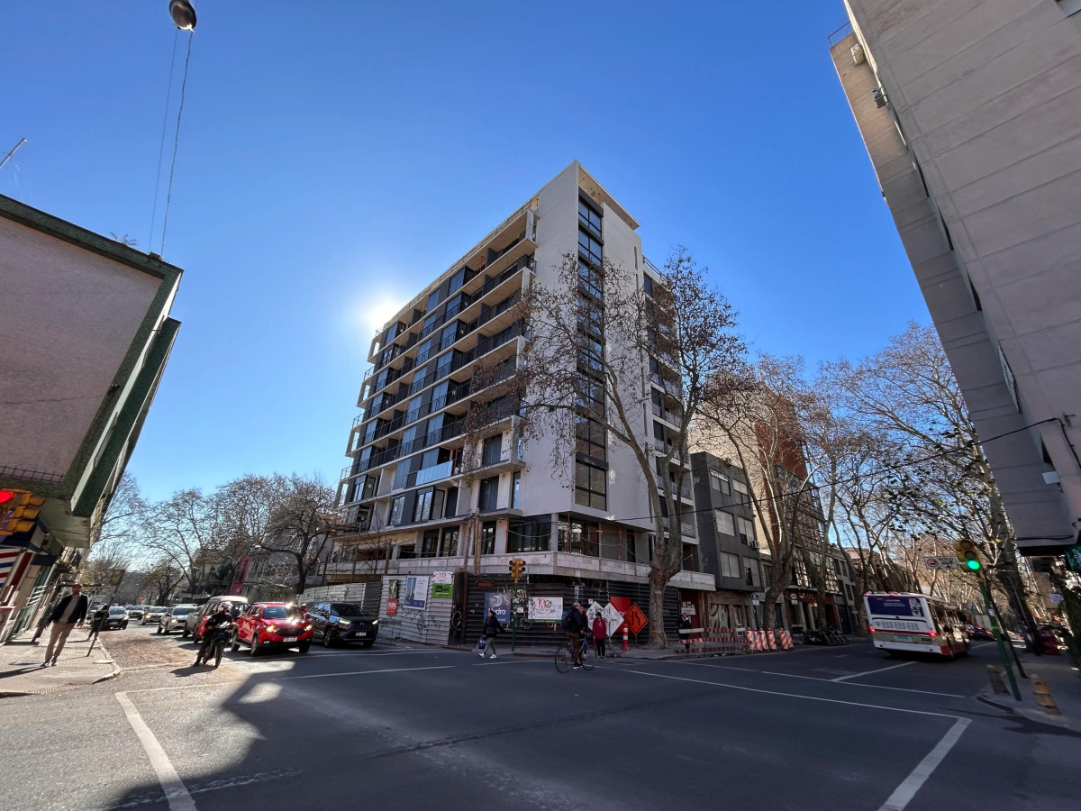 Venta apartamento 1 dormitorio con cochera en Cordón – USD 160.235 – con renta $31.000