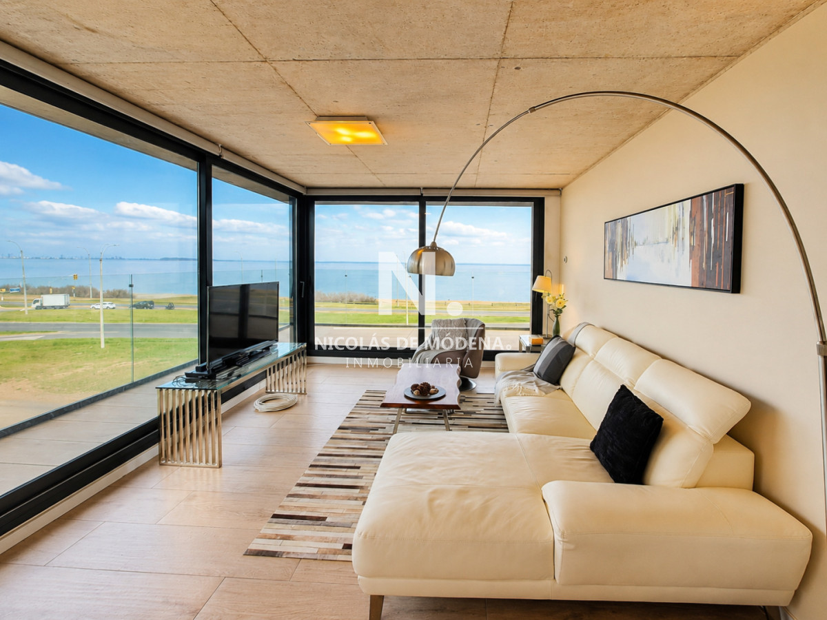 Espectacular departamento de 3 dormitorios frente al mar. Walmer Lagoon