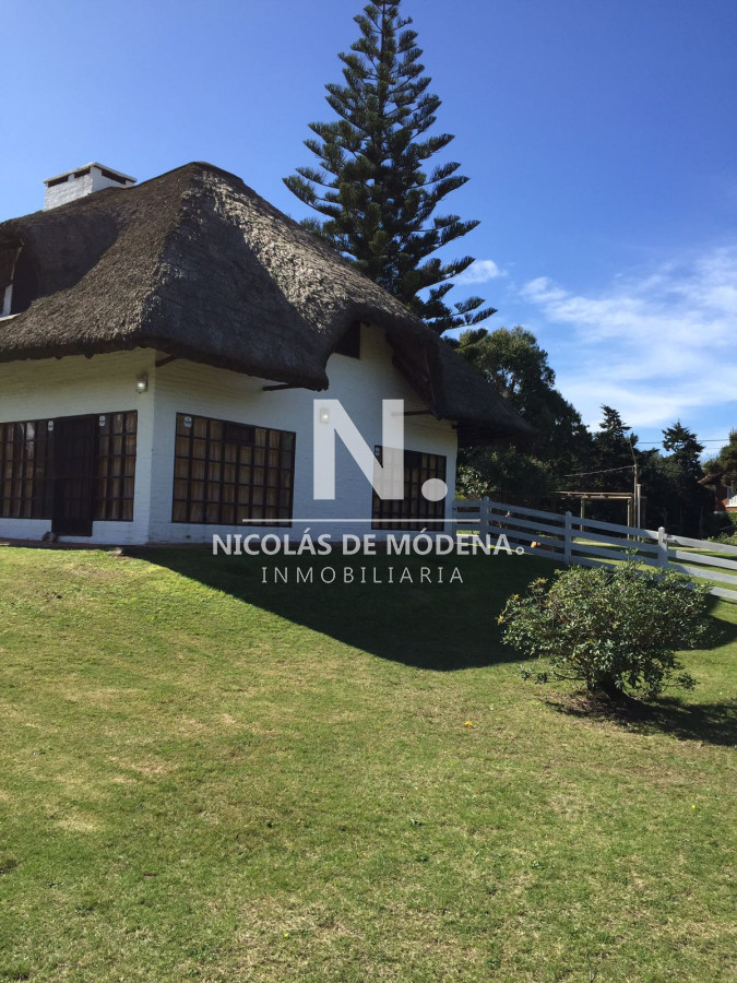 Casa en venta en Pinares
