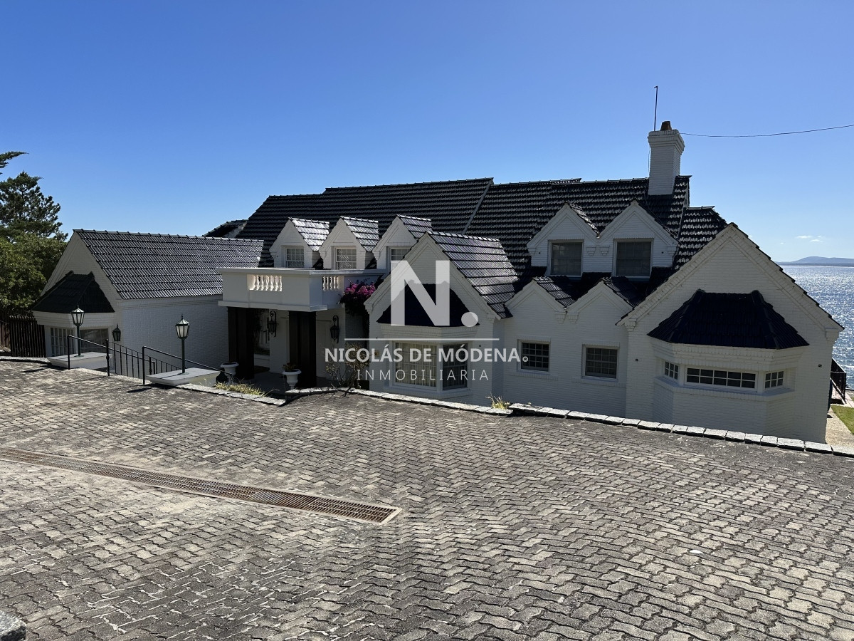 Casa en venta en Punta Ballena