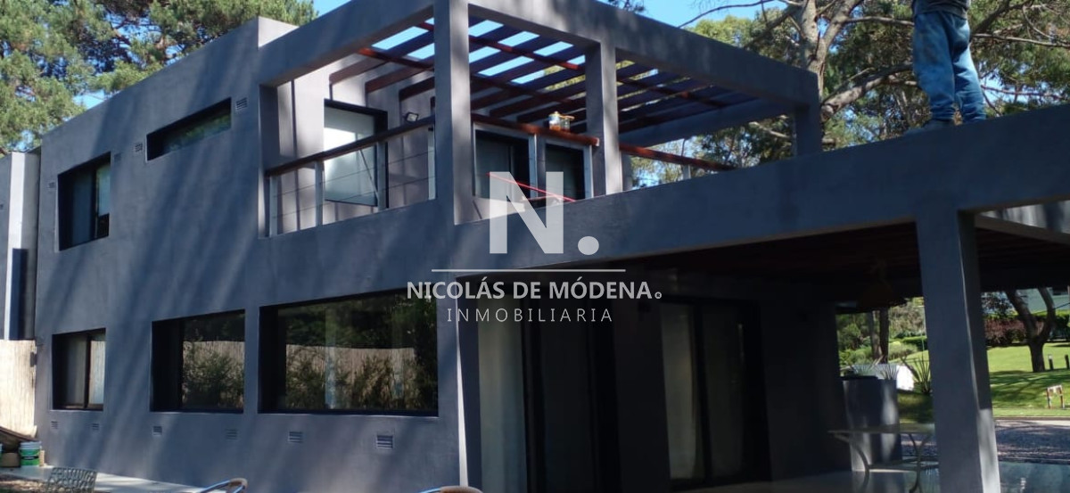 Departamento en venta bajo precio de mercado en Solanas