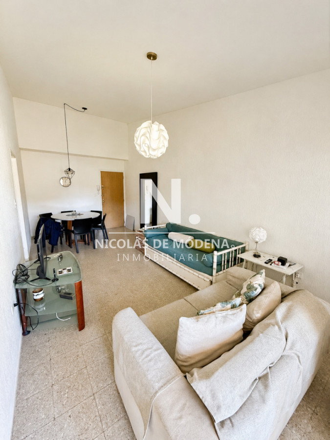 En venta apartamento de 1 dormitorio en edificio Ceibal, en Mansa Punta del Este