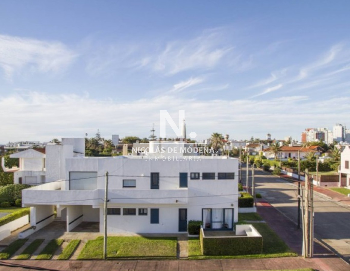 Casa en venta en Península