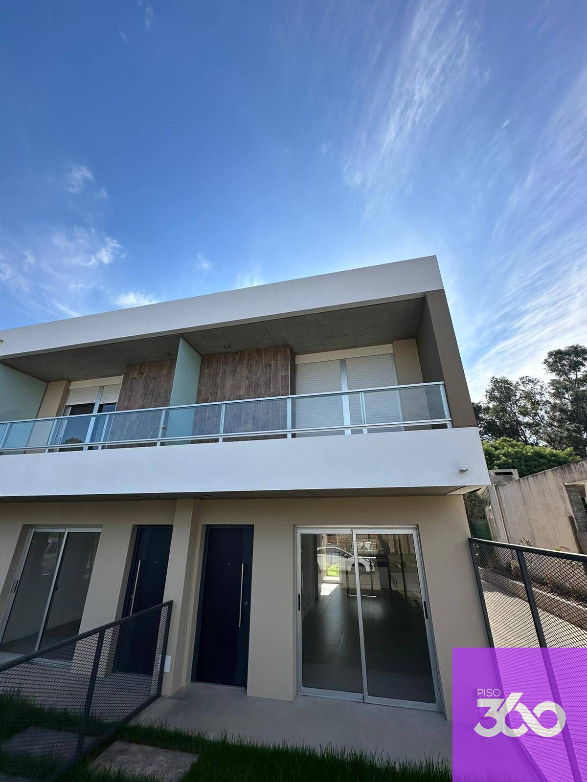 CASA EN ALQUILER 2 DORMITORIOS EN SOLYMAR CIUDAD DE LA COSTA PROXIMA A LA RAMBLA