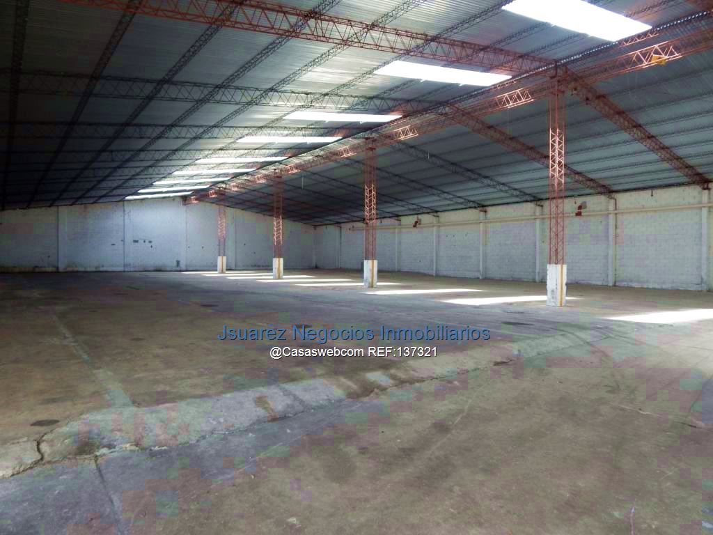 J.S LOCAL INDUSTRIAL EN LAS PIEDRAS