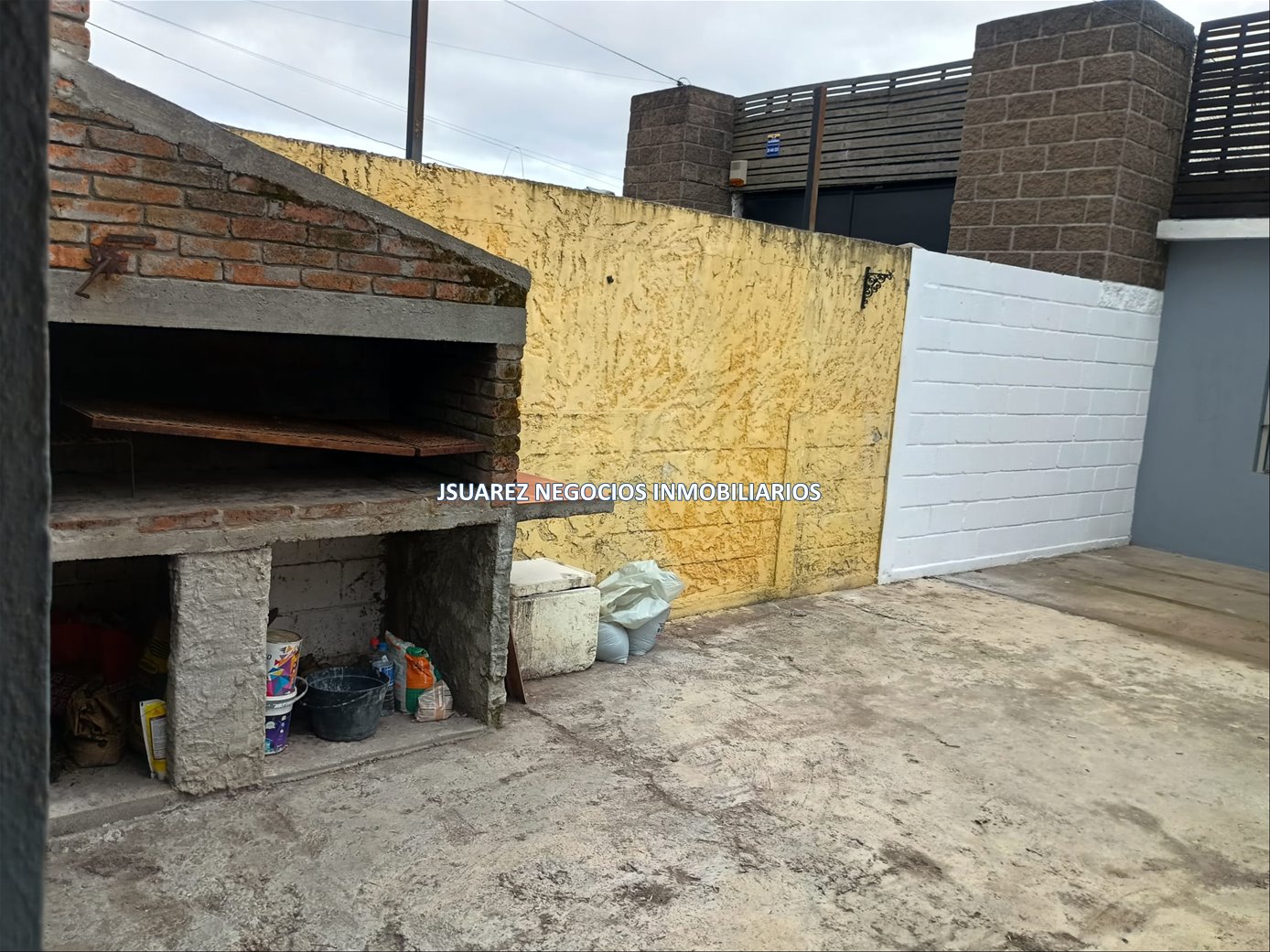 J.S.Venta casa Cerrito 2 dormitorios patio cochera c/ RENTA