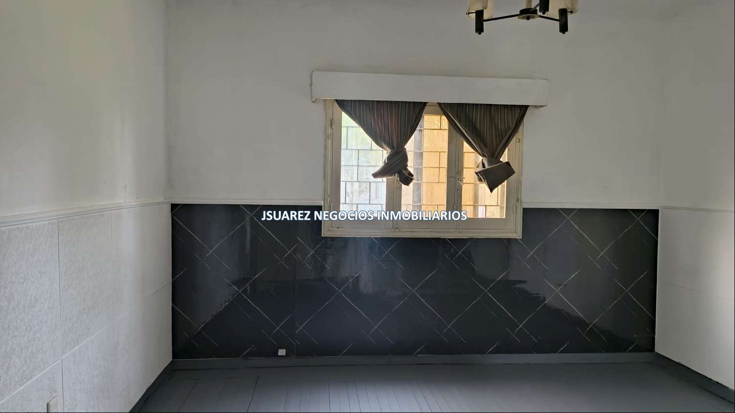 J.S. Casa alquiler Nuevo Paris 2 dormitorios cochera fondo · Foto 12