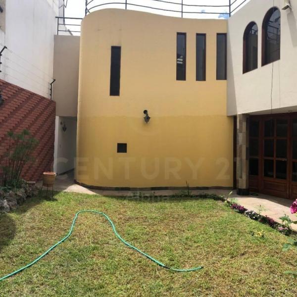 Casa en alquiler en Yanahuara