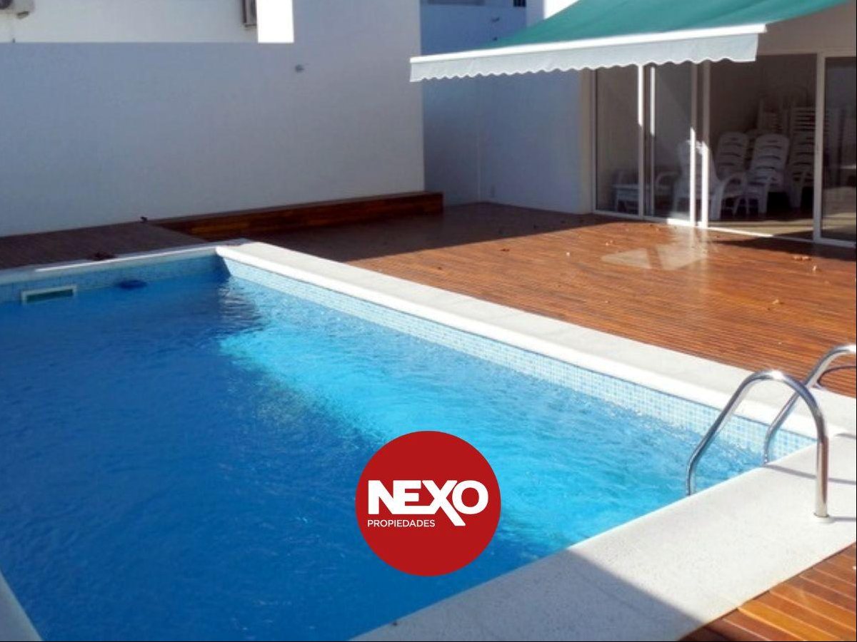 ÚNICO! PATIO PARRILLERO, ESTUFA LEÑA, BARBACOA, PISCINA, GGE. MALVÍN · Foto 2