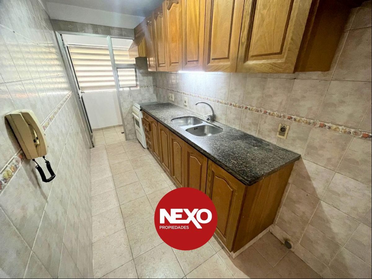 Amplio y todo al frente, 1 dormitorio, cocina definida Plaza Varela pasos · Foto 10