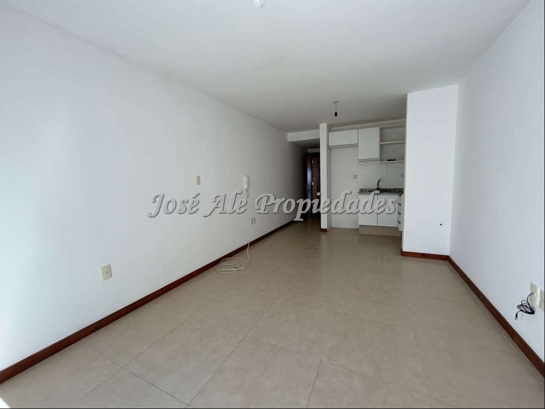 EN ALQUILER MONOAMBIENTE EN EDIFICIO RECIDENCIAL SOBRE LA RAMBLA COSTANERA, COLONIA · Photo 4