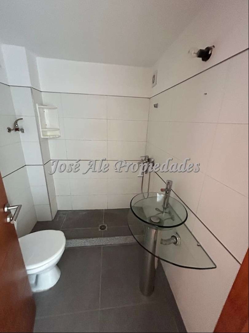 EN ALQUILER MONOAMBIENTE EN EDIFICIO RECIDENCIAL SOBRE LA RAMBLA COSTANERA, COLONIA · Photo 7