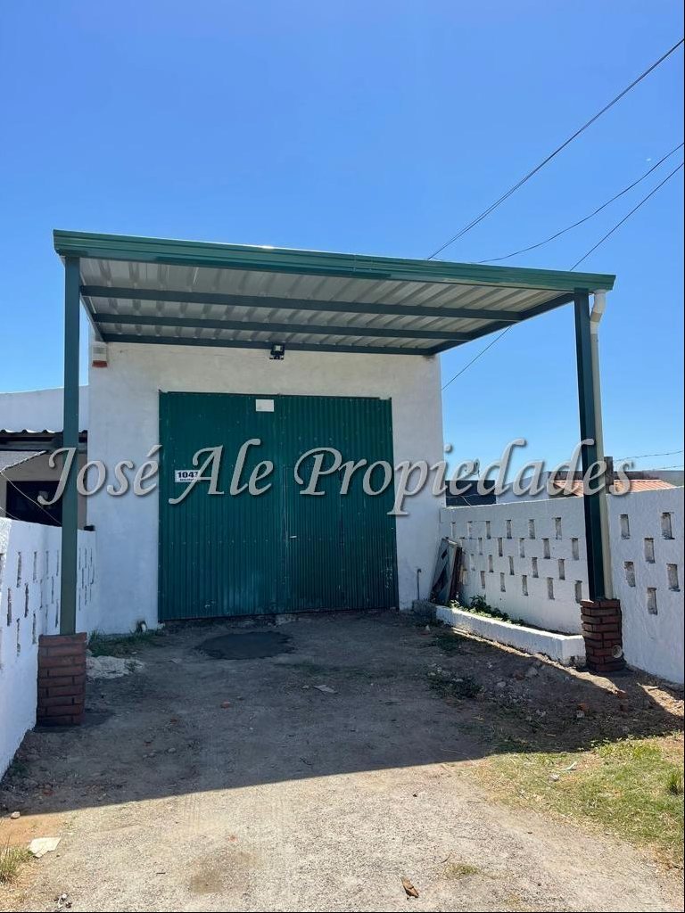 EN ALQUILER AMPLIO GALPÓN DE 130M2 UBICADO EN EL BARRIO EL GENERAL, COLONIA. · Foto 11