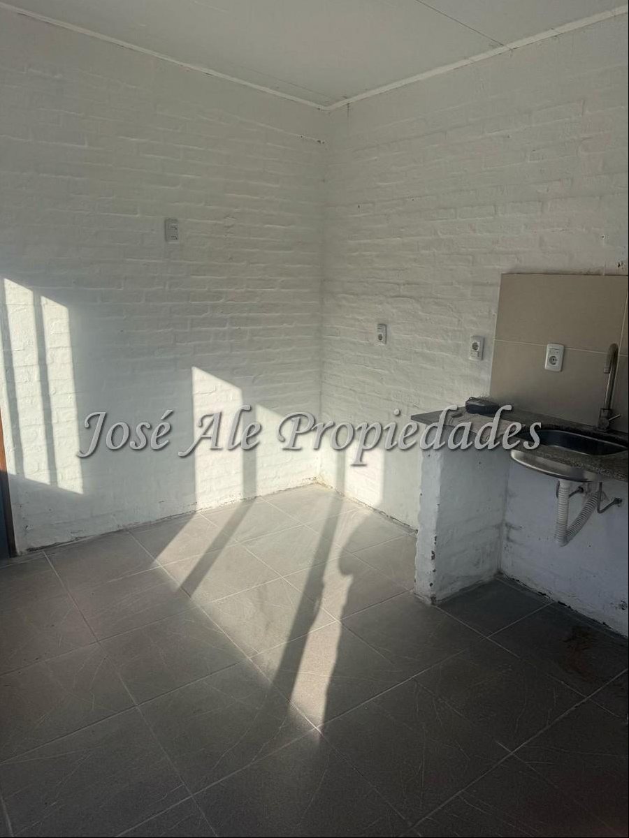 EN ALQUILER CASA DE 2 DORMITORIOS UBICADA EN FERRANDO, COLONIA. · Photo 5