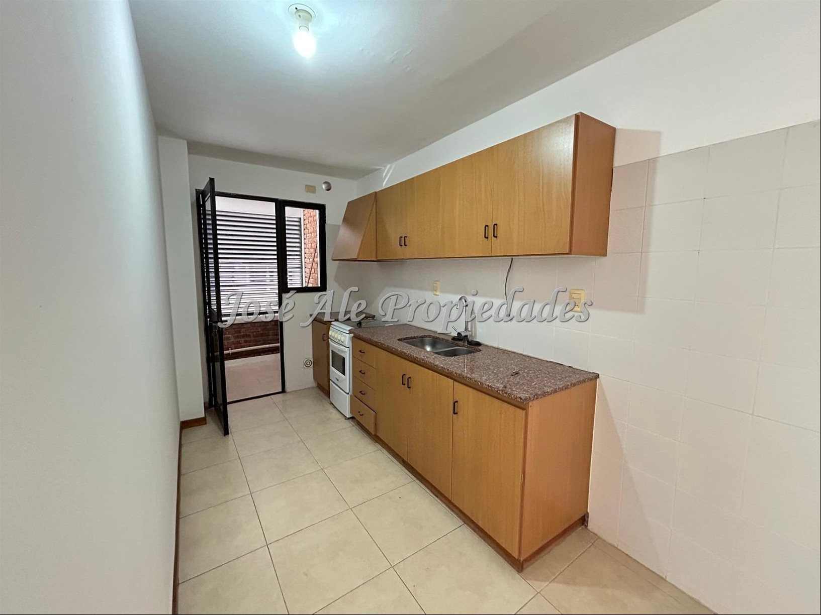 EN ALQUILER APARTAMENTO DE 1 DORMITORIO, SOBRE LA RAMBLA DE COLONIA. · Photo 6