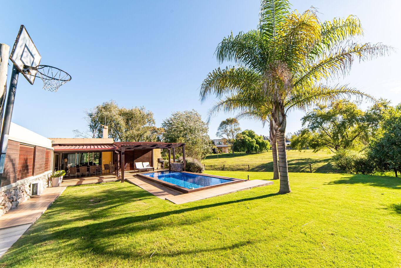 Casa en venta y alquiler - Ref 59