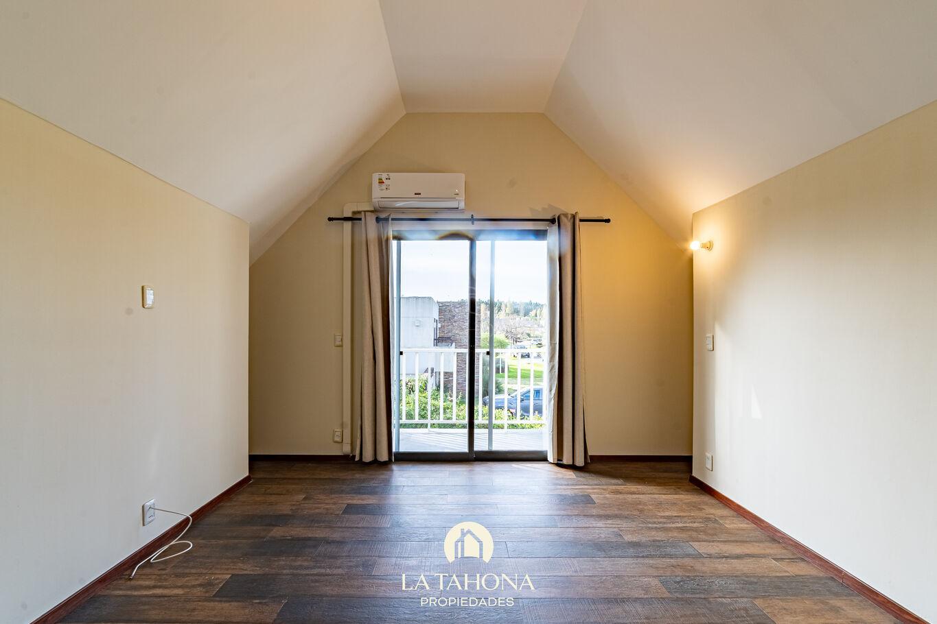 Casa en venta/alquiler Ref.761 · Foto 8