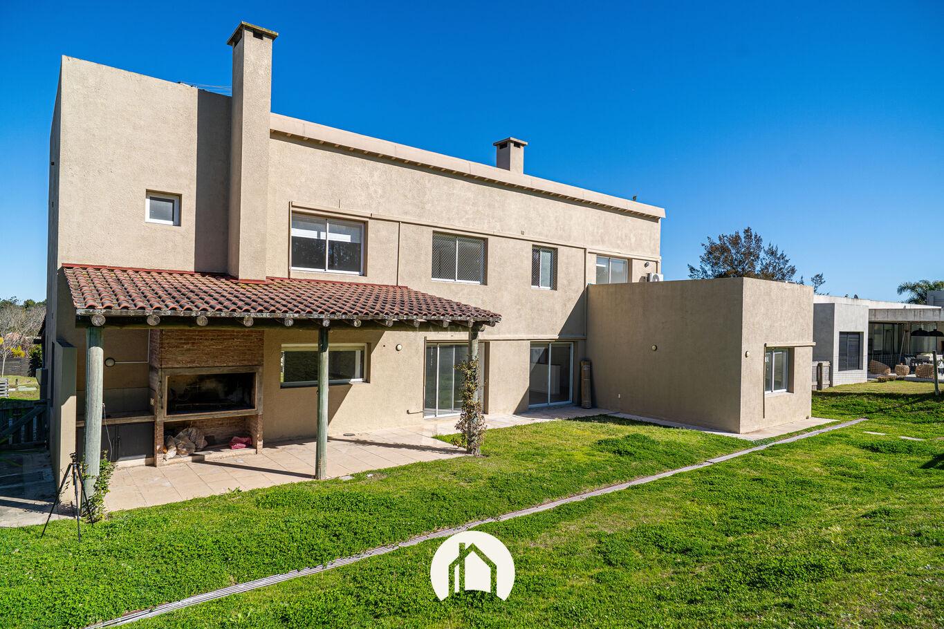 Casa en venta - Ref 40
