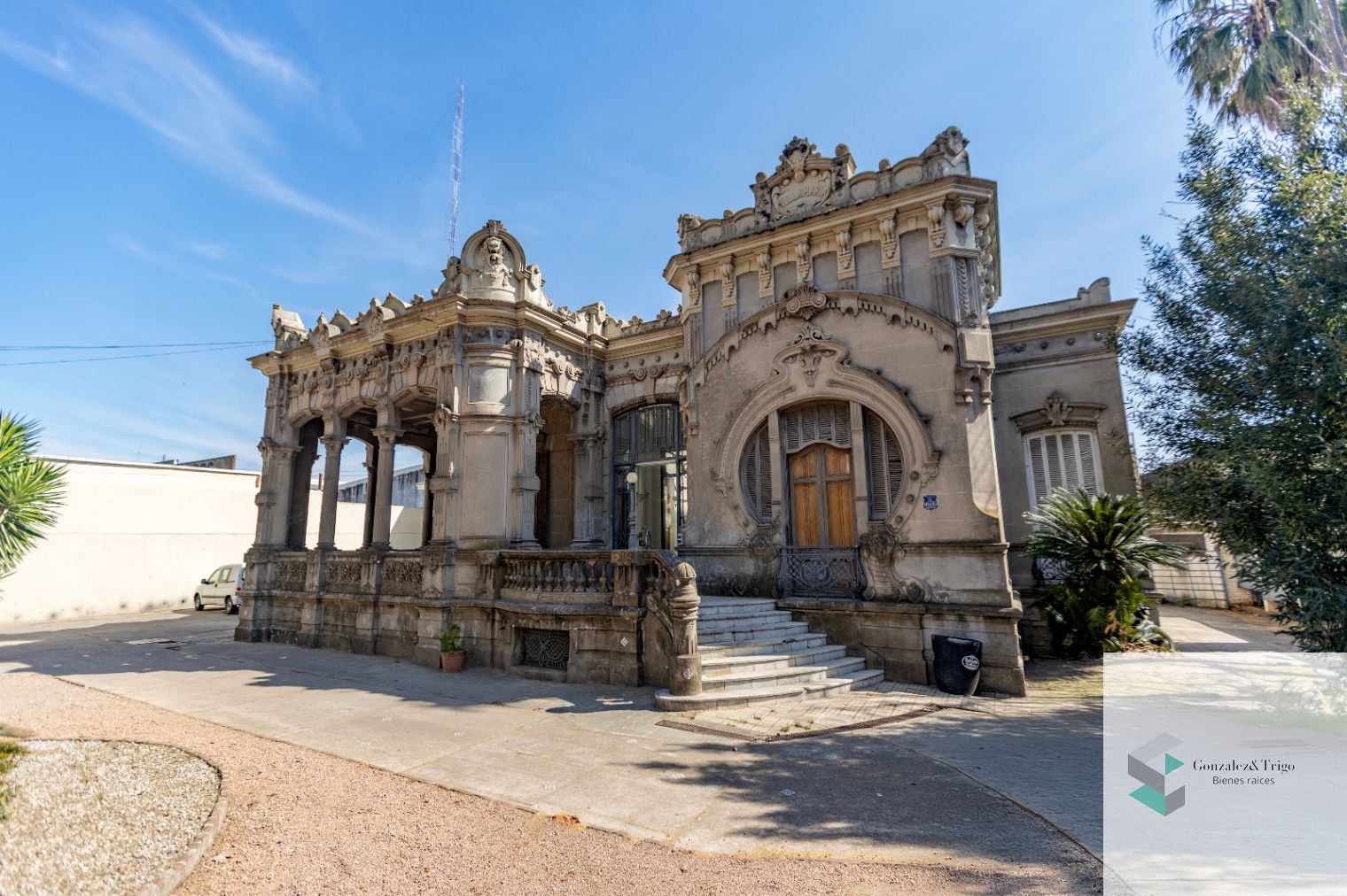Casa en alquiler de 5 dormitorios c/ cochera en Prado