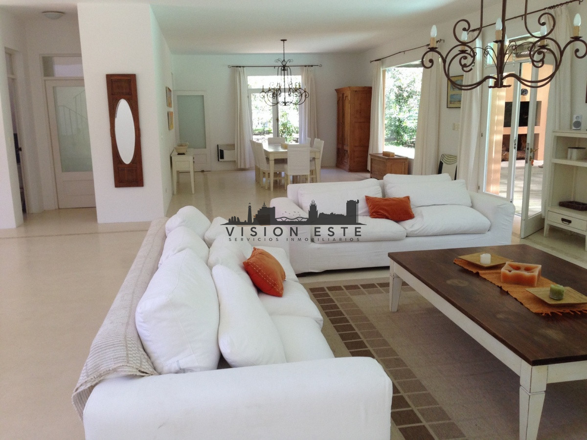 Casa en venta en Manantiales