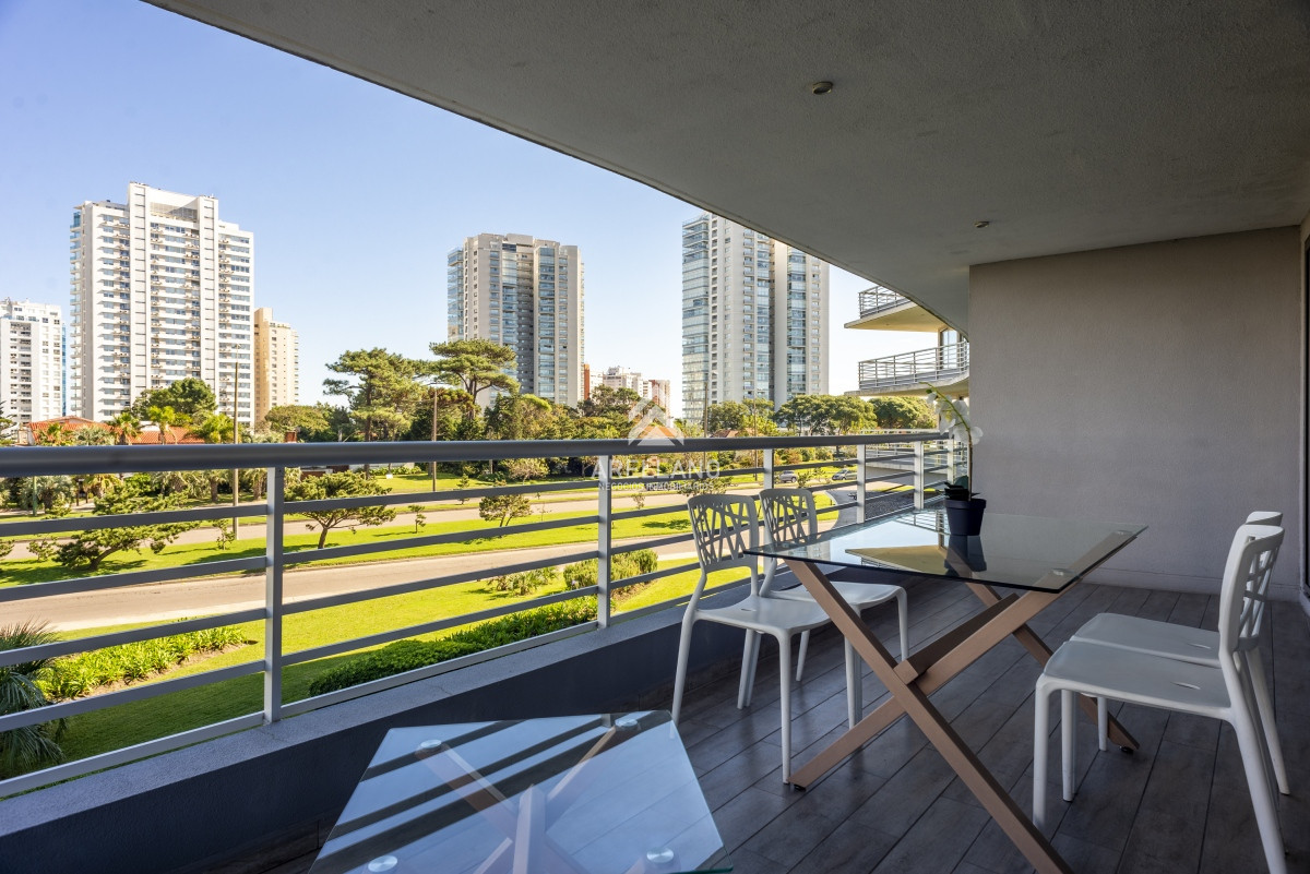 Departamento de 3 dormitorios playa mansa - Punta del Este · Foto 6
