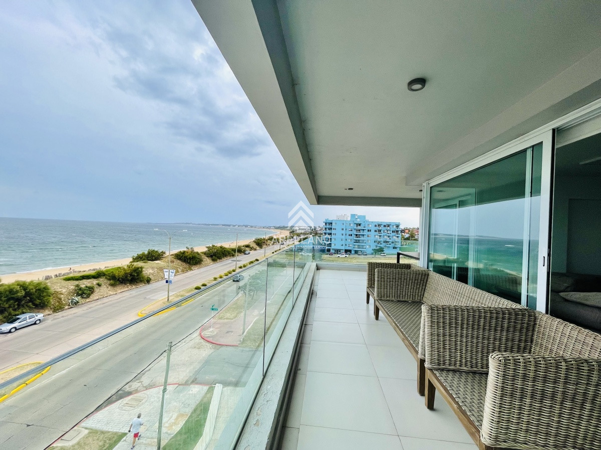 Apartamento en venta en Playa Mansa