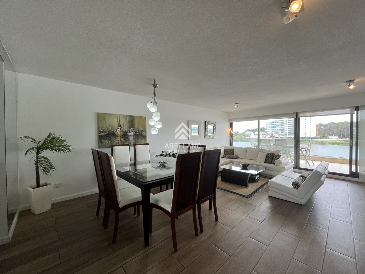 Apartamento en venta en Pinares