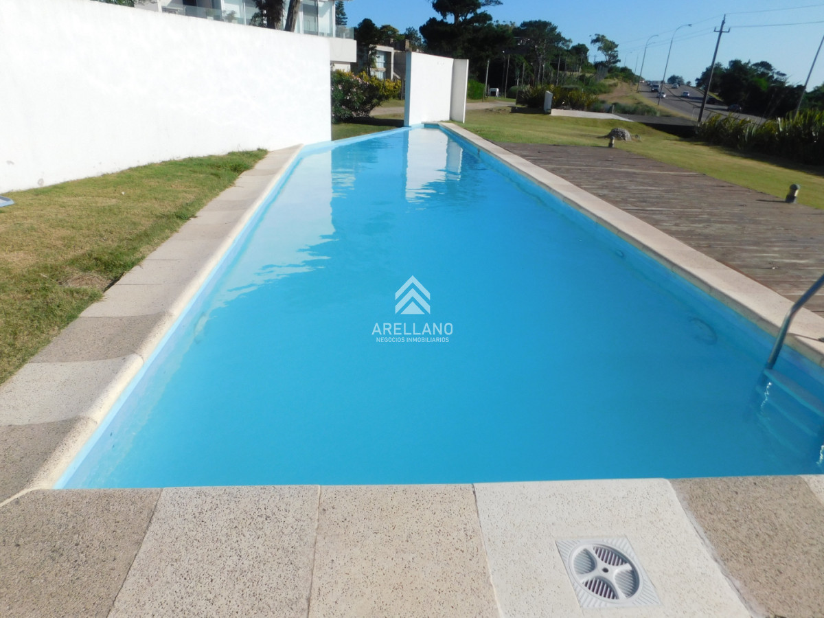 Apartamento en venta en Punta Ballena