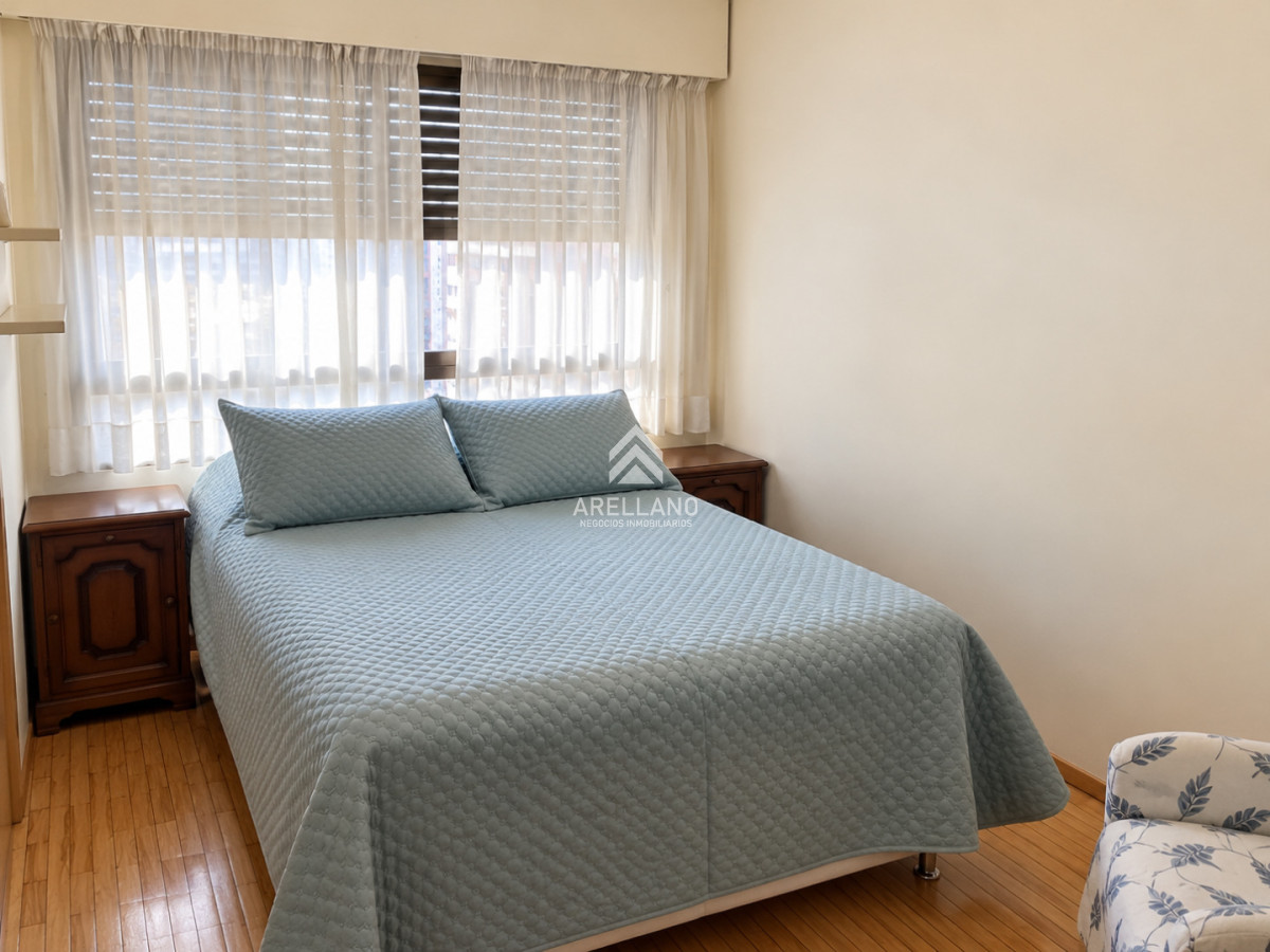 Alquiler anual apartamento 3 dormitorios · Foto 7