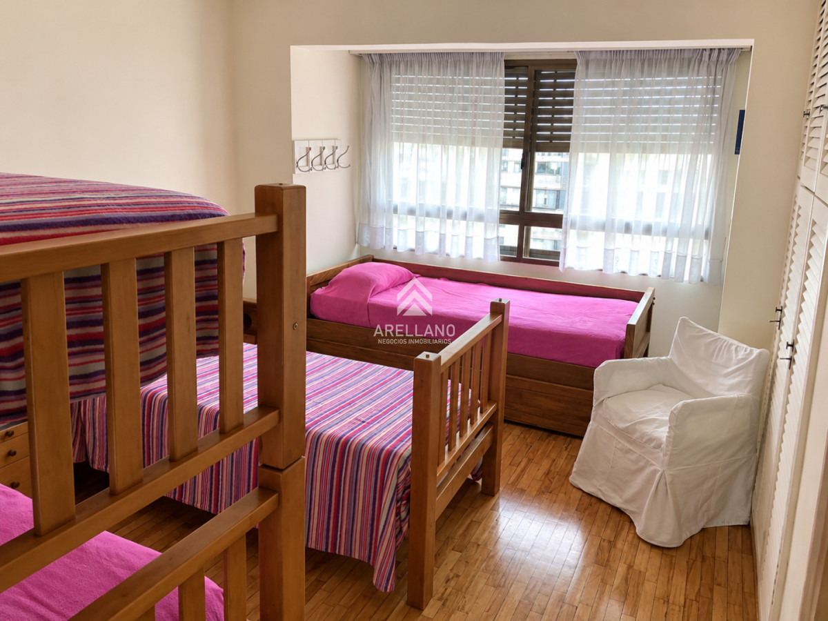 Alquiler anual apartamento 3 dormitorios · Foto 8