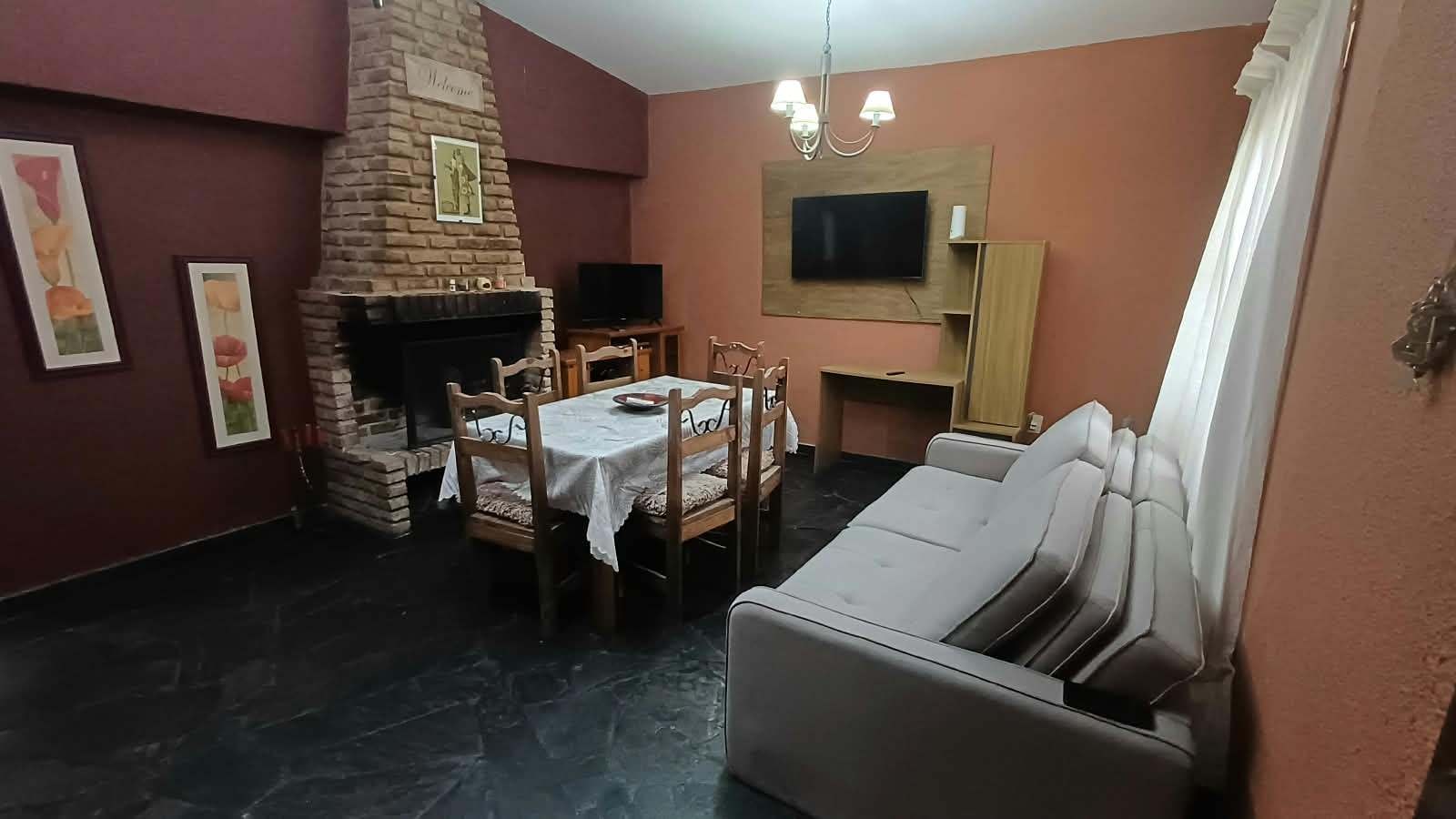 ALQUILER DE HERMOSA CASA en Neptunia Sur