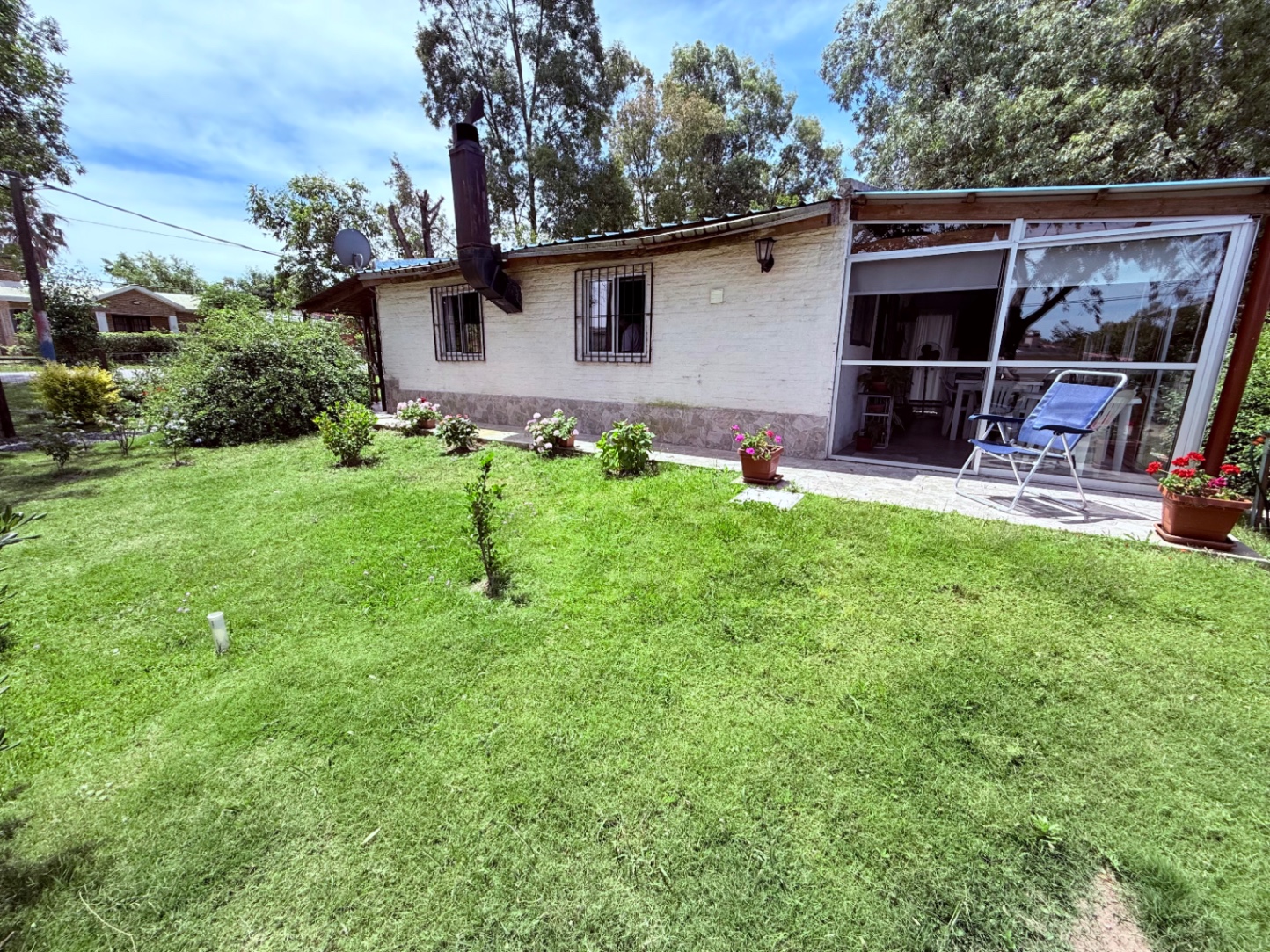 Photo 3 of 29