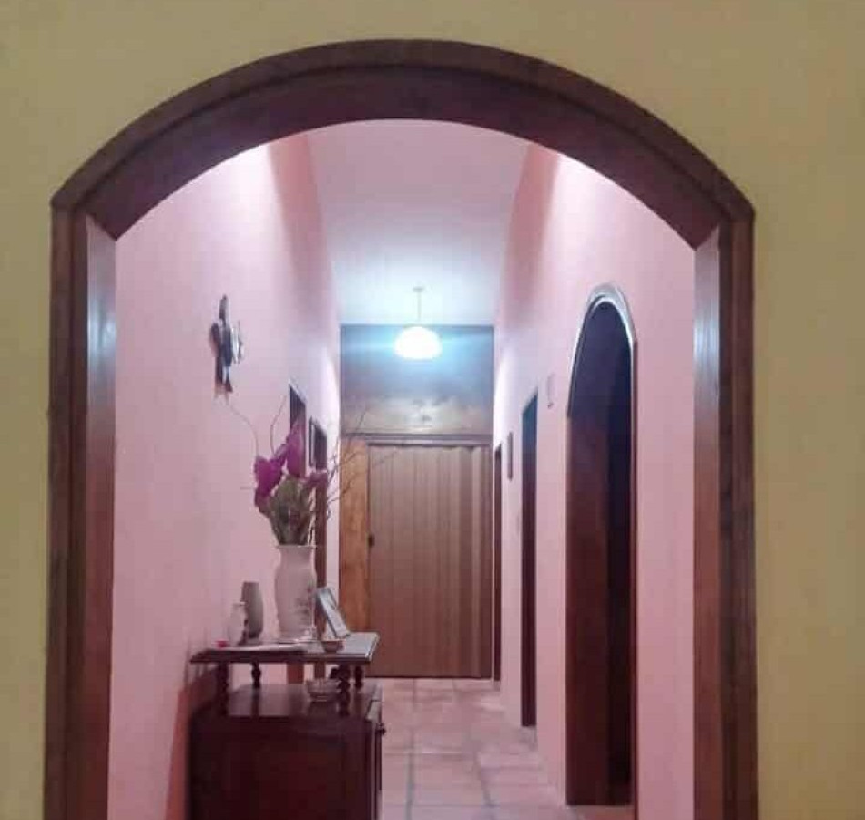 Photo 4 of 8