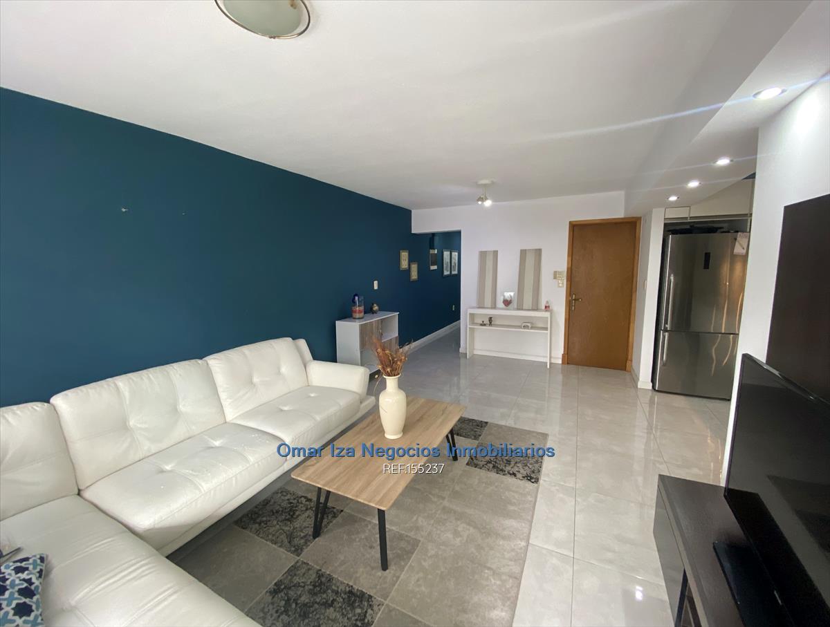 VENTA APTO SOBRE CALLE SARMIENTO, 2 DOMRMITORIOS, GARAGE, LOSA RADIANTE, PATIO PROPIO