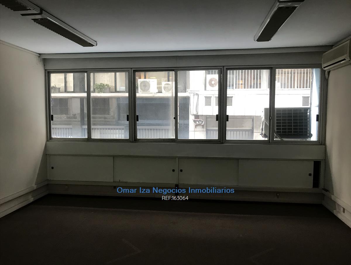 Alquiler oficina ciudad vieja centro con garaje opcional · Foto 2