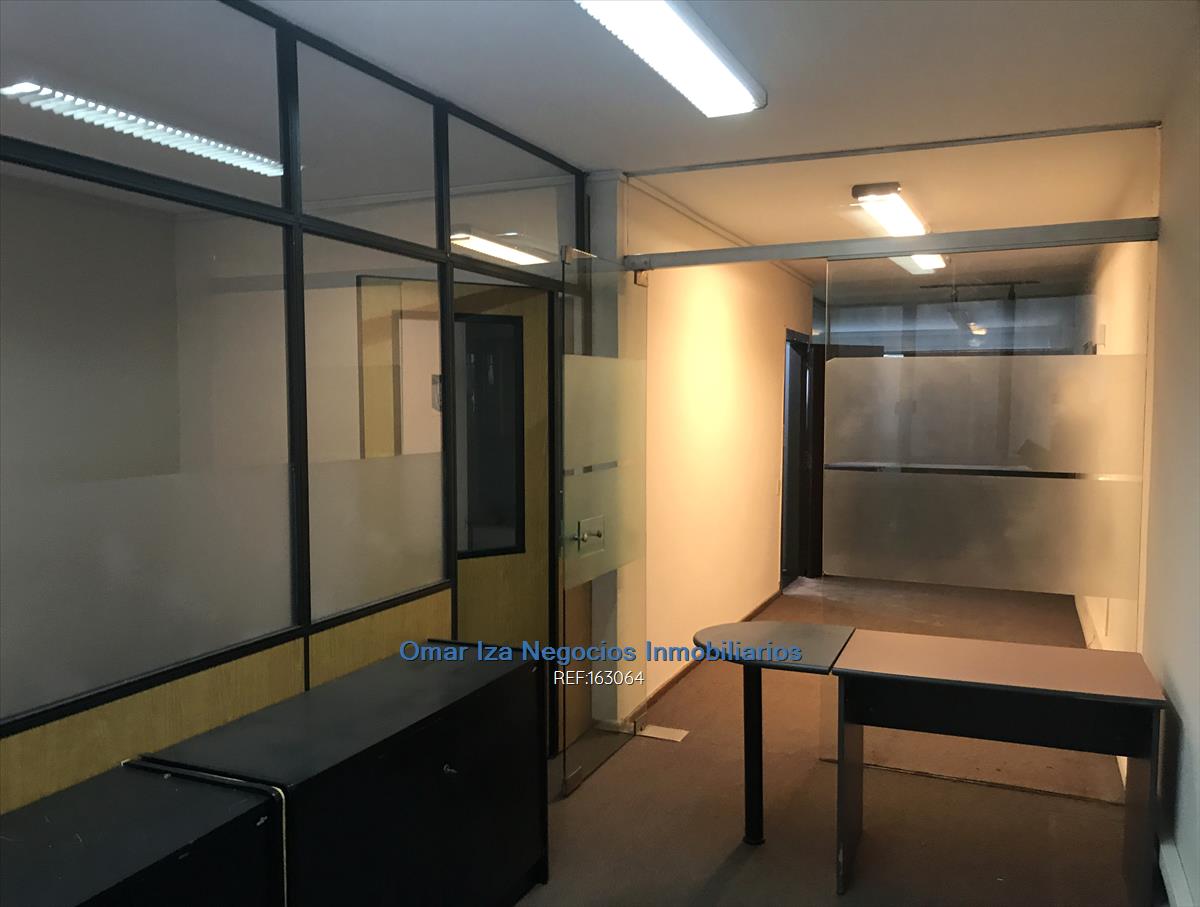 Alquiler oficina ciudad vieja centro con garaje opcional · Foto 8