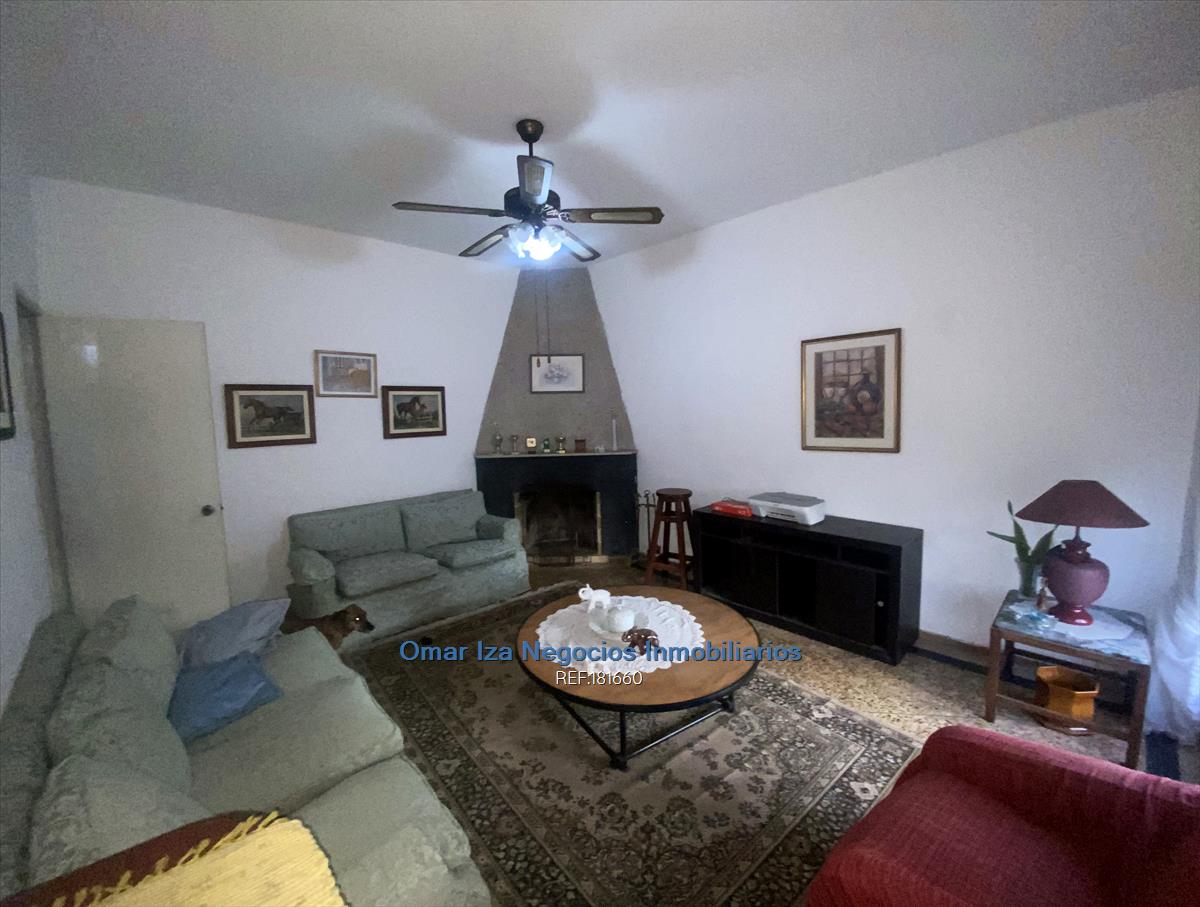 Venta casa prox Mercado Modelo 3 dormitorios con apto