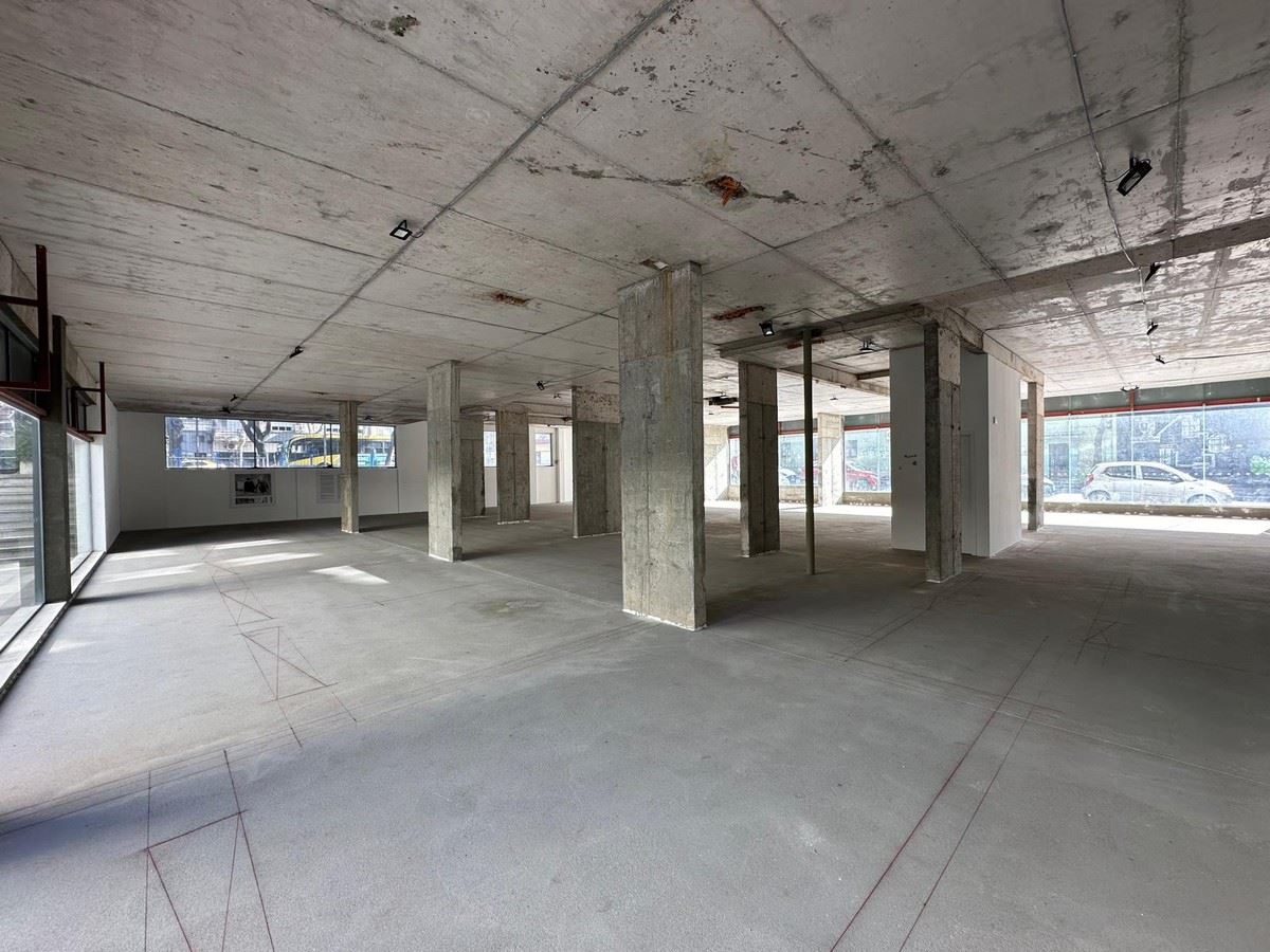 Alquiler y venta local comercial 1085m2 Palermo Parque Rodo