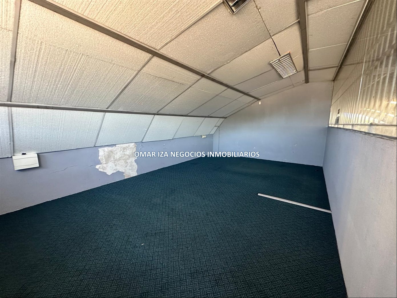 ALQUILER LOCAL COMERCIAL MALVIN SOBRE AV DEPOSITO, GARAGE · Foto 8