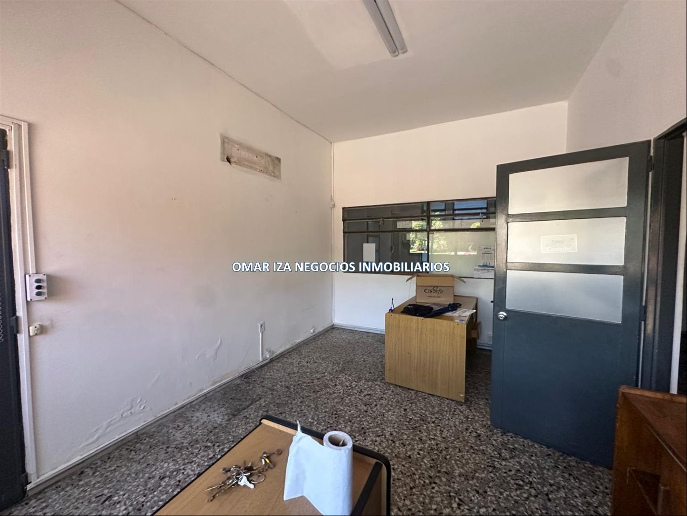 Venta y alquiler local industrial Sayago, galpón deposito con oficinas y acceso de camiones · Foto 8