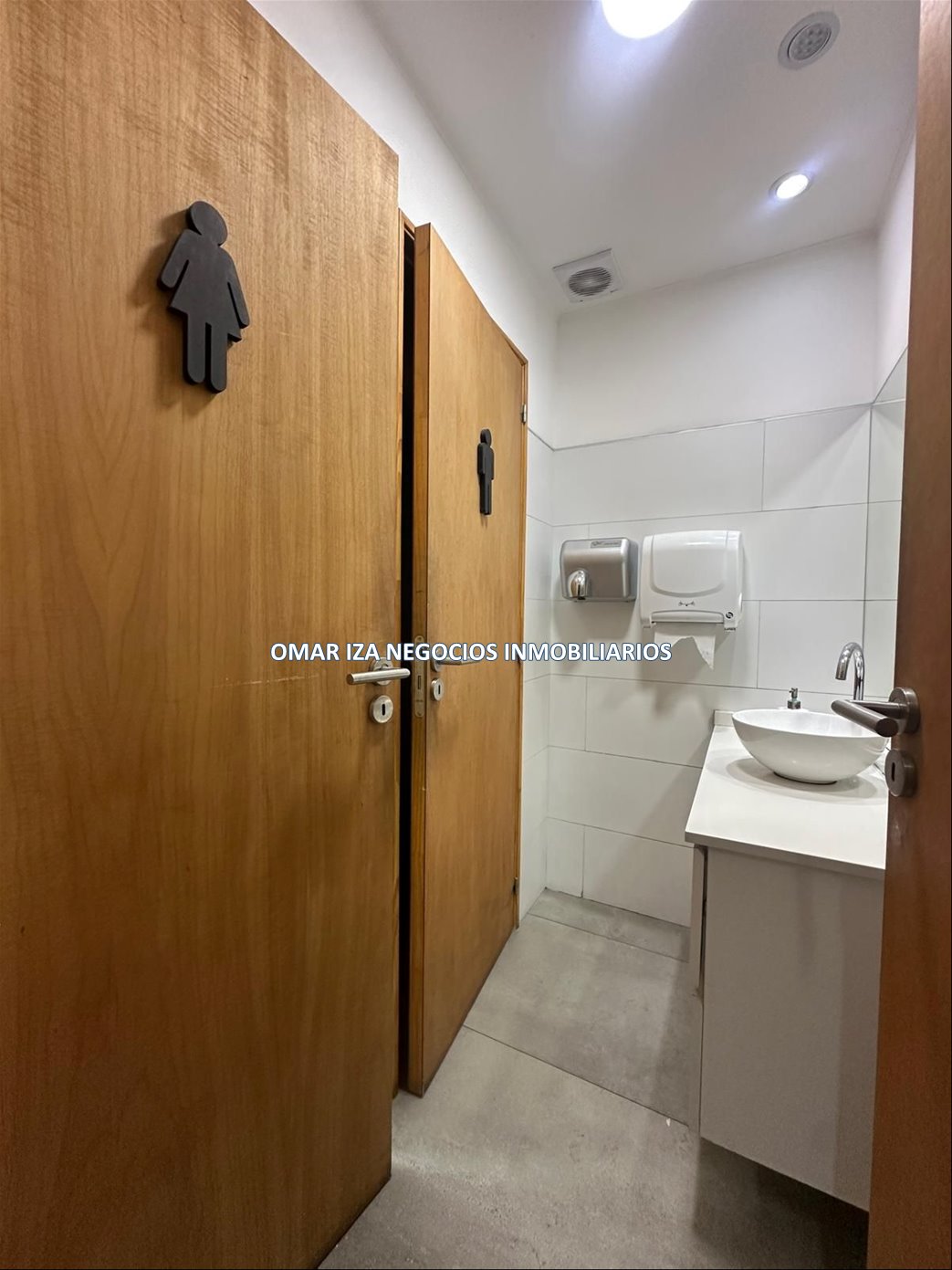 Venta y alquiler local industrial Sayago, galpon para depósito con oficinas y servicios completos · Foto 11