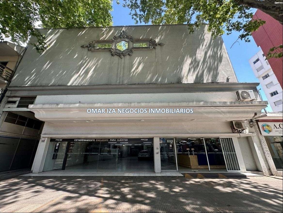 ALQUILER LOCAL COMERCIAL EN POCITOS, 1548M2 EDIFICADOS, ENTRADA DE CAMIONES, EXCELENTE UBICACION · Foto 3