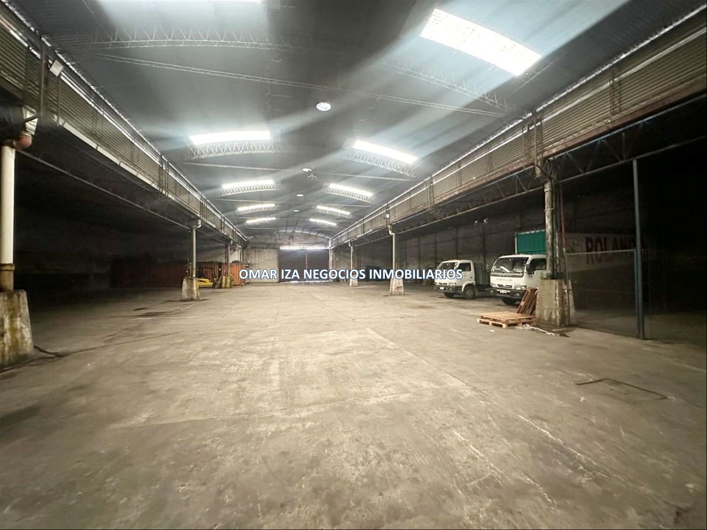 Venta y alquiler galpón local industrial o comercial, depósito en Aguada - Reducto. · Foto 5