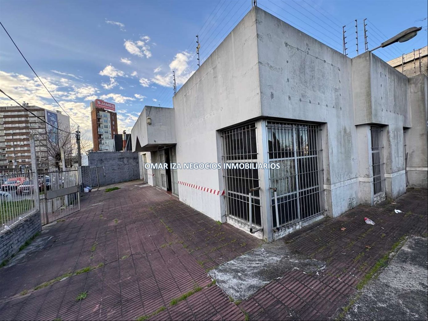 ALQUILER LOCAL COMERCIAL SOBRE AV ITALIA, SALIDA A 3 CALLES, EXPLANADA, OFICINAS, GALPON, DEPOSITO, PRIMERA LINEA · Foto 11