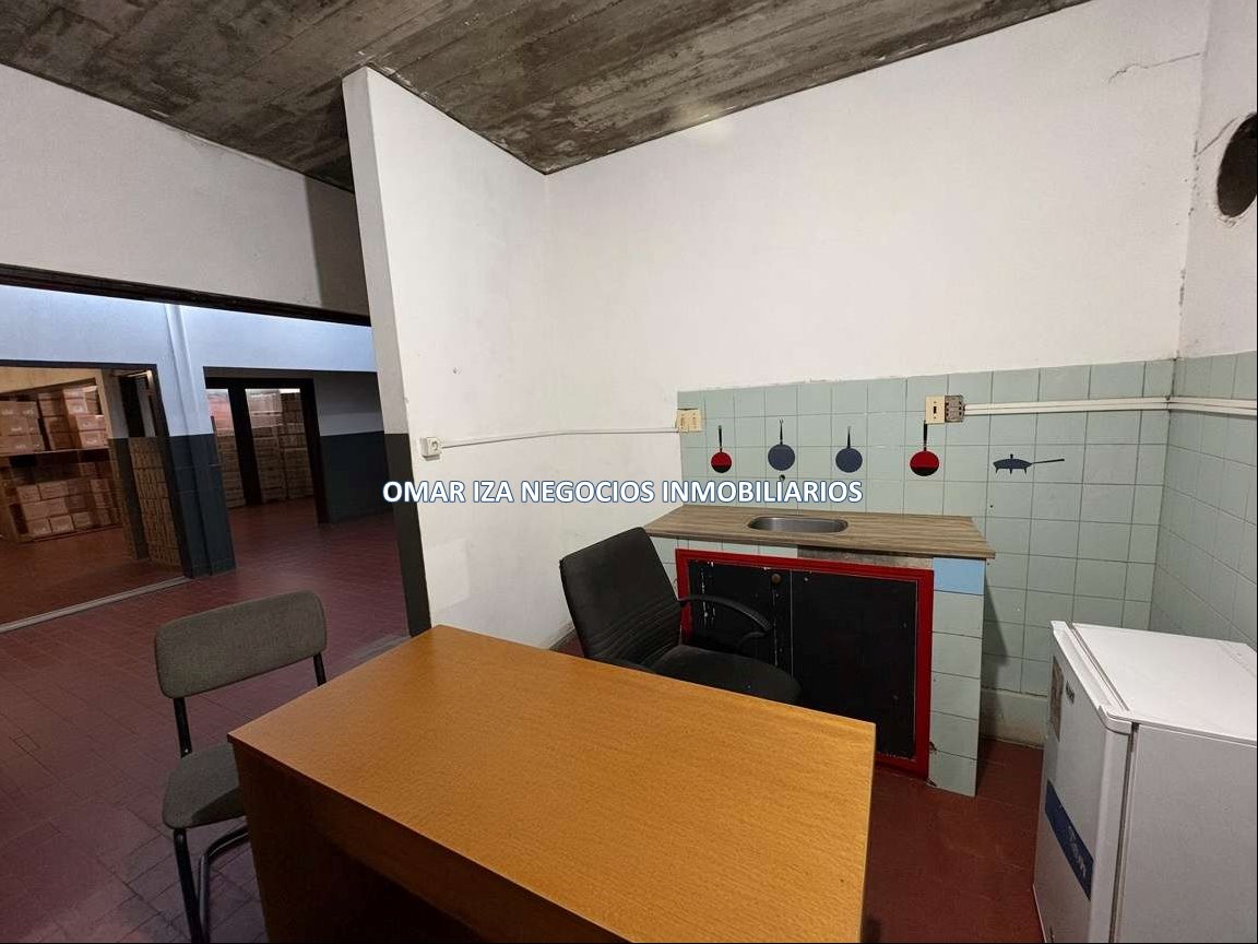 ALQUILER LOCAL COMERCIAL SOBRE AV ITALIA, SALIDA A 3 CALLES, EXPLANADA, OFICINAS, GALPON, DEPOSITO, PRIMERA LINEA · Foto 6