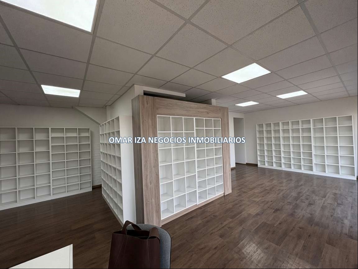 ALQUILER LOCAL COMERCIAL SOBRE AV ITALIA, SALIDA A 3 CALLES, EXPLANADA, OFICINAS, GALPON, DEPOSITO, PRIMERA LINEA · Foto 2